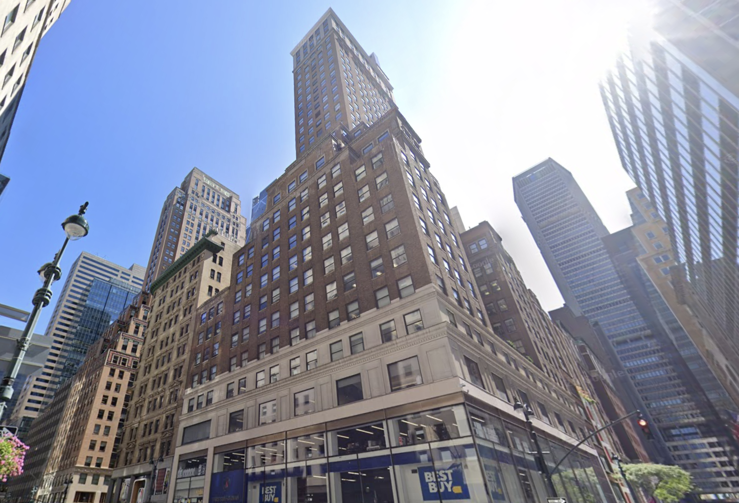 535 and 545 Fifth Ave., where the Moinian Group put up $10M of its own cash to score new CMBS financing. 