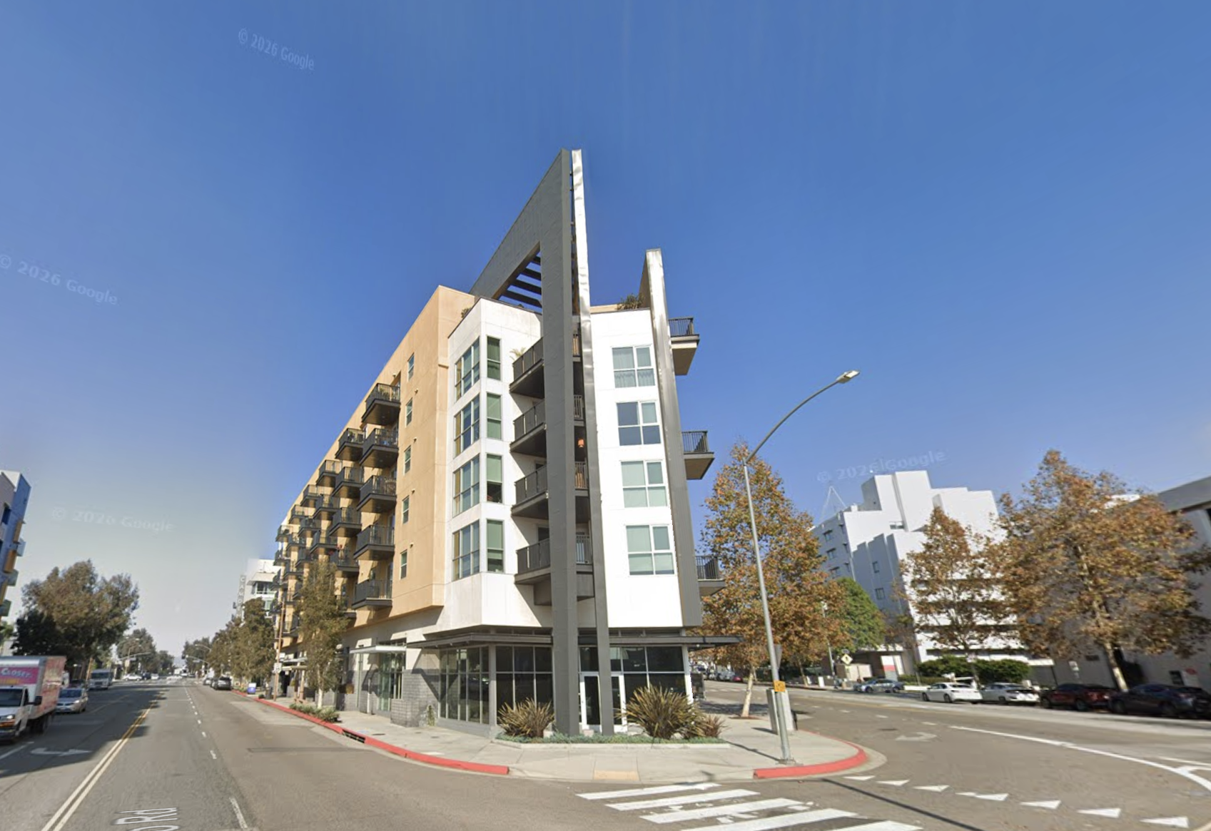 3900 San Fernando Rd, Glendale, CA 91204
