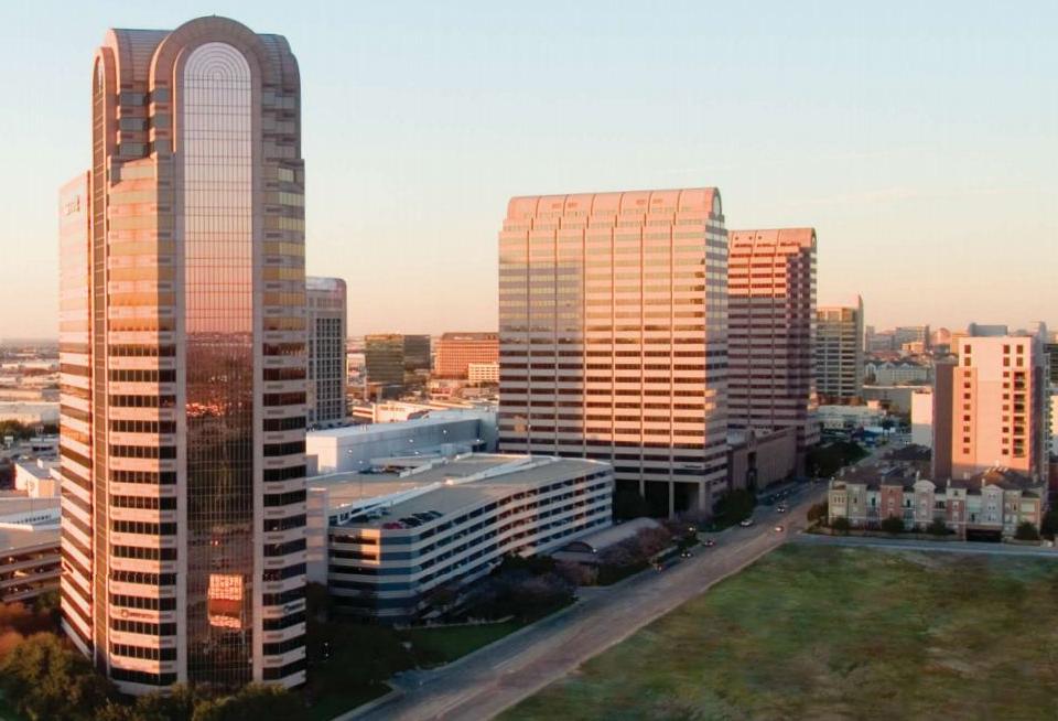 Three Galleria Tower 