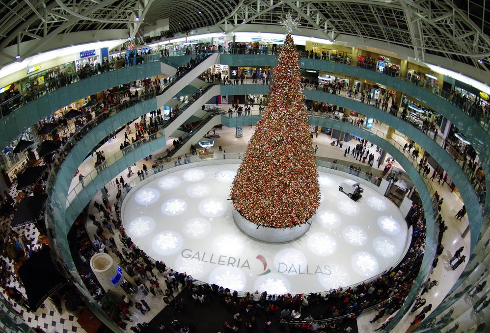 The Galleria Dallas' Ice Rink during the holidays.