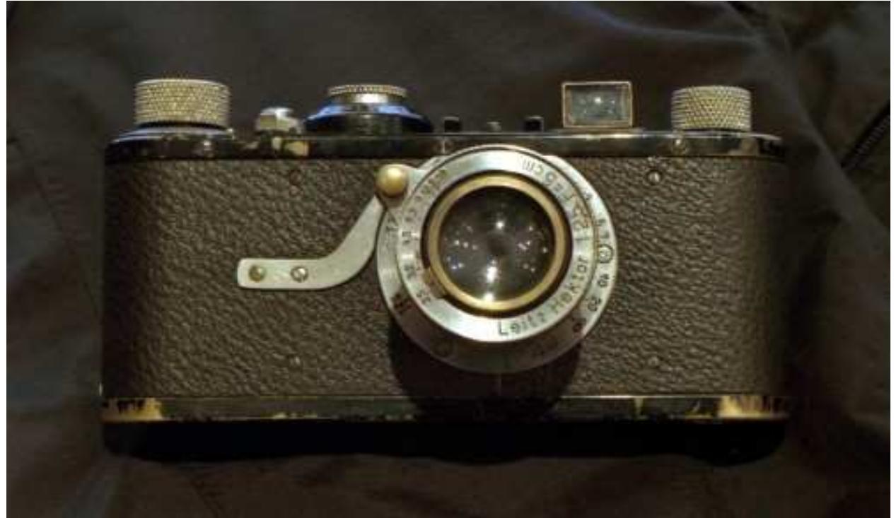 1925 Leica A: Leica introduced this first successful 35mm camera; compact and easy to carry, it still produced quality photos. Shortly after this the 35mm format became the standard. (commons.wikimedia.org) 