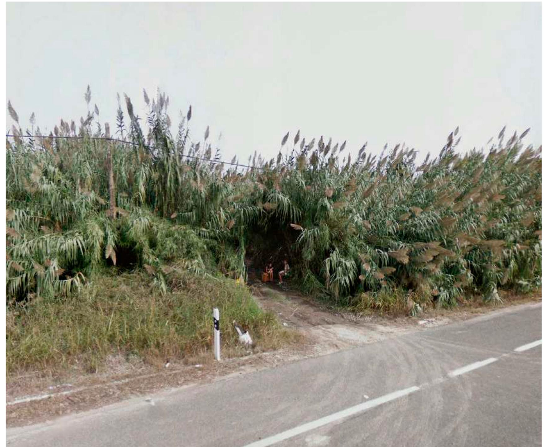 Figure 16: Mishka Henner, Carretera de Gandia, Oliva, Valencia, Spain, from the series No Man’s Land, 2011, 50,8x60,69 cm, archival pigment prints, Reproduced from www.mishkahenner.com 