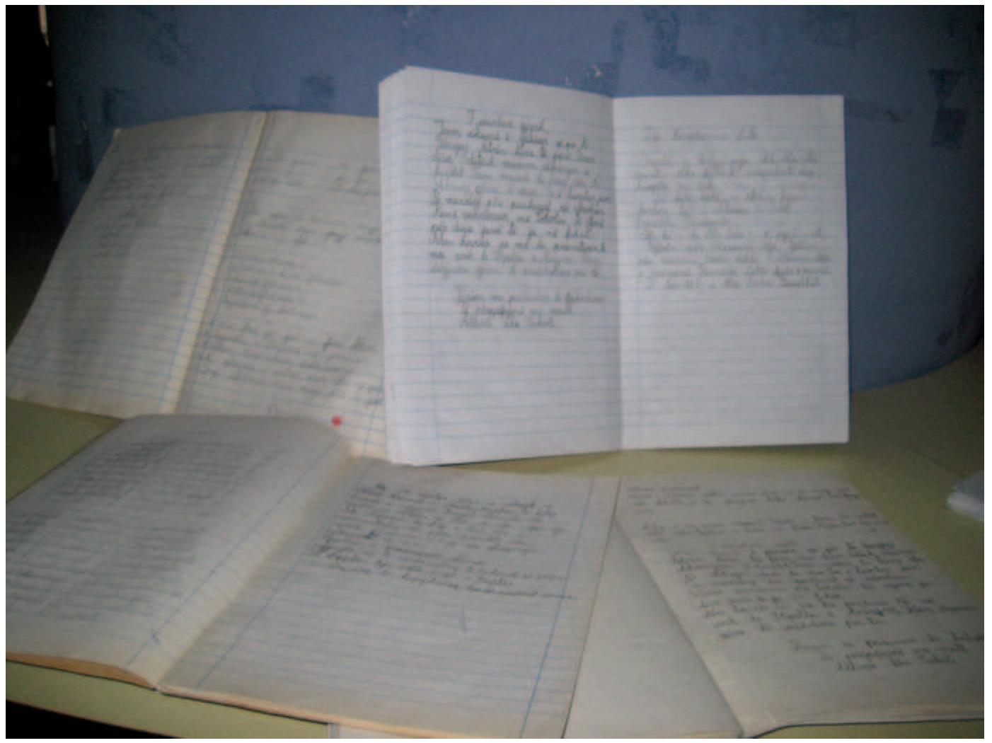Fig. 5.1 Children’s notebooks of Albanian language class organised by the association ‘Mother Tereza’ in Thessaloniki  SUVIAL PIVUTeLIs Ullal dilally Weld sSveis did UNIS LUE UU Y Arr.  As a result, the intergenerational ‘gap’ is more evident in Britain. Feelings of alienation were expressed by the parents, who suddenly find themselves unable to understand the youth culture around them. Parents in Britain were far more insistent in preserving Albanian culture, which was often equated with strict discipline and having a ‘normal’ family-centred life. By contrast, at the two Southern European sites, Albanian parents were generally very open towards the host society’s culture, as long as respect for the family, education and hard work were appreciated by the second generation. Intergenerational transmission is most direct and linear among Albanians in Florence. According to Phinney and Vedder (2006, p. 182): 