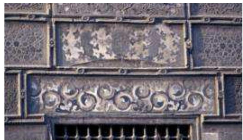 Figure 6: Lintel with arabesque decorations on marble- Facade window of Qaytbay sabil  The arabesque is another elaborate design that was rarely used for joggled voussoirs due to its complex form. The arabesque is a special ornament that included curved scrolls together with leaves, palmettes and rosettes which are varying in size and degree of stylization. The elements of the design are intimately connected with each others with rhythmical alternation of movement always rendered with harmonious effect[14],[15],[16],[17]. The use of arabesque was witnessed in the lintels of windows of Qaytbay sabil which were made of coloured marble. 