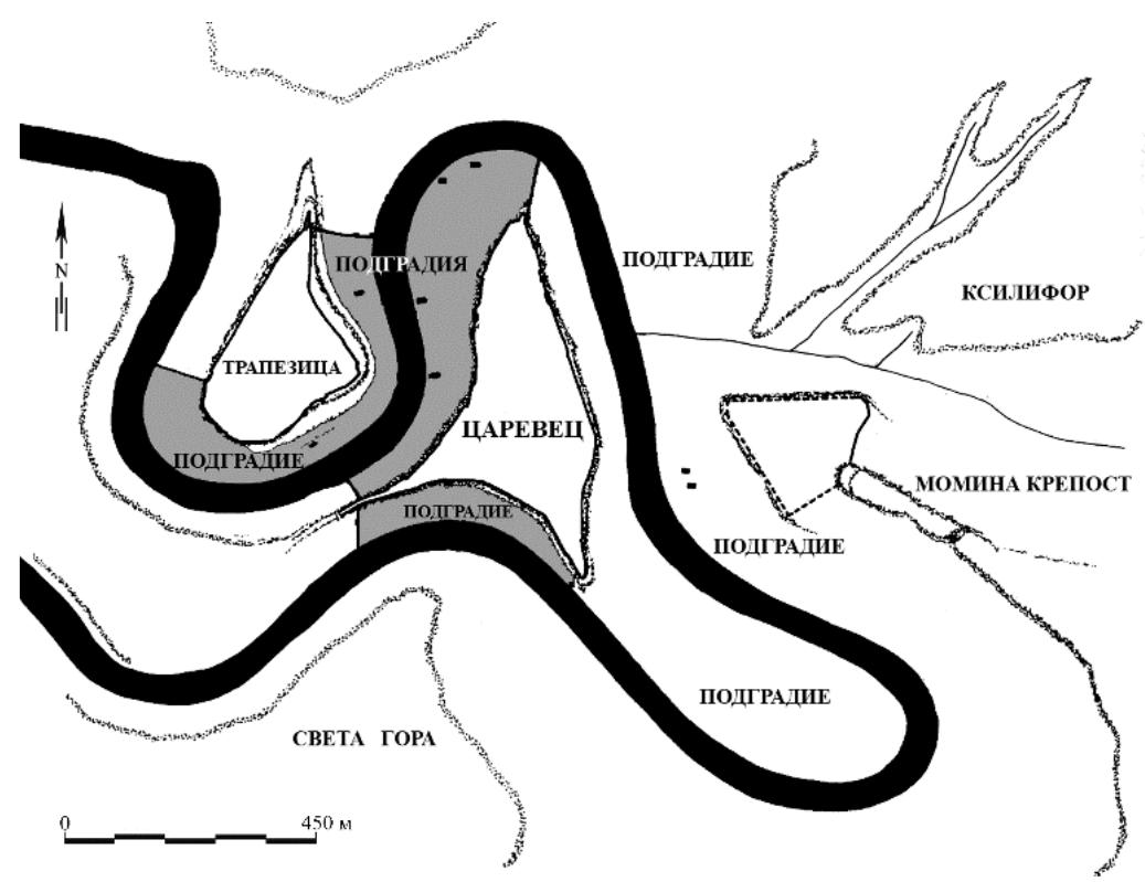 Fig. 1. Schematic plan of the Medieval Tarnovgrad (author: D. Rabovyanoy).  decades of the 13th century enclose an area of approx. 70 decares, which especially during the 14th century is densely filled with residential neighbour- hoods, churches, monasteries, administrative, military and economic buildings, united by a developed street network (fig. 2). Although the tsar and the patriarch did not reside in this second citadel of Tarnovo, its significance was no less than that of the neighbouring Tsarevets. This is testified by its inde- pendent examination by the contemporaries, who called it ‘the glorious town of Trapezitsa’.4 