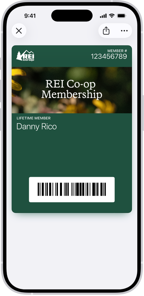 Una tarjeta de miembro en la app Cartera muestra un código de barras.