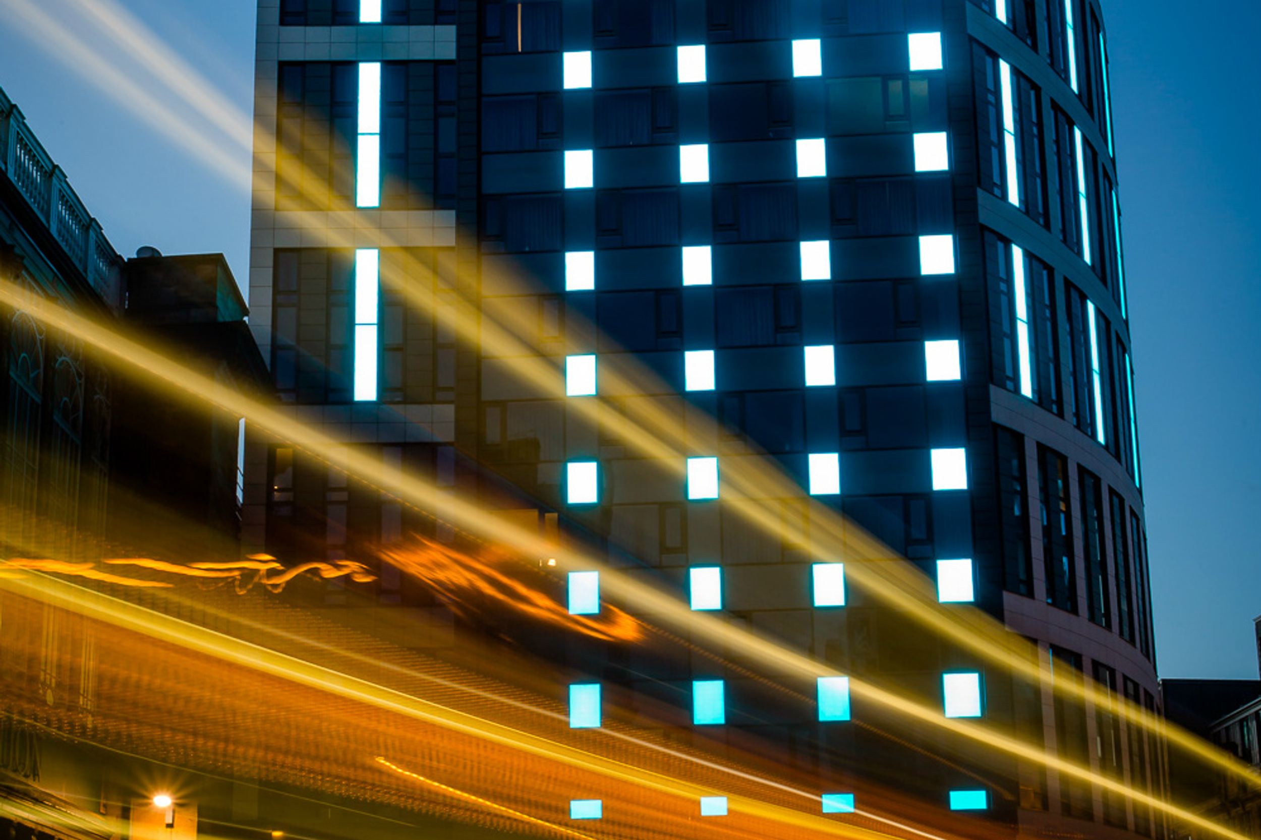 hotel Glasgow Motel One facade in the evening