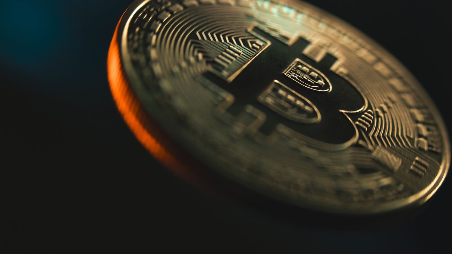 CryptoQuant data shows BTC dominance fading near 60%, with a bearish MACD crossover and altcoin volume signal pointing to possible rotation (Image: Shutterstock)