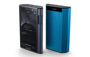 Astell&Kern's Kann comes in Eos Blue and Astro Silver finishes.